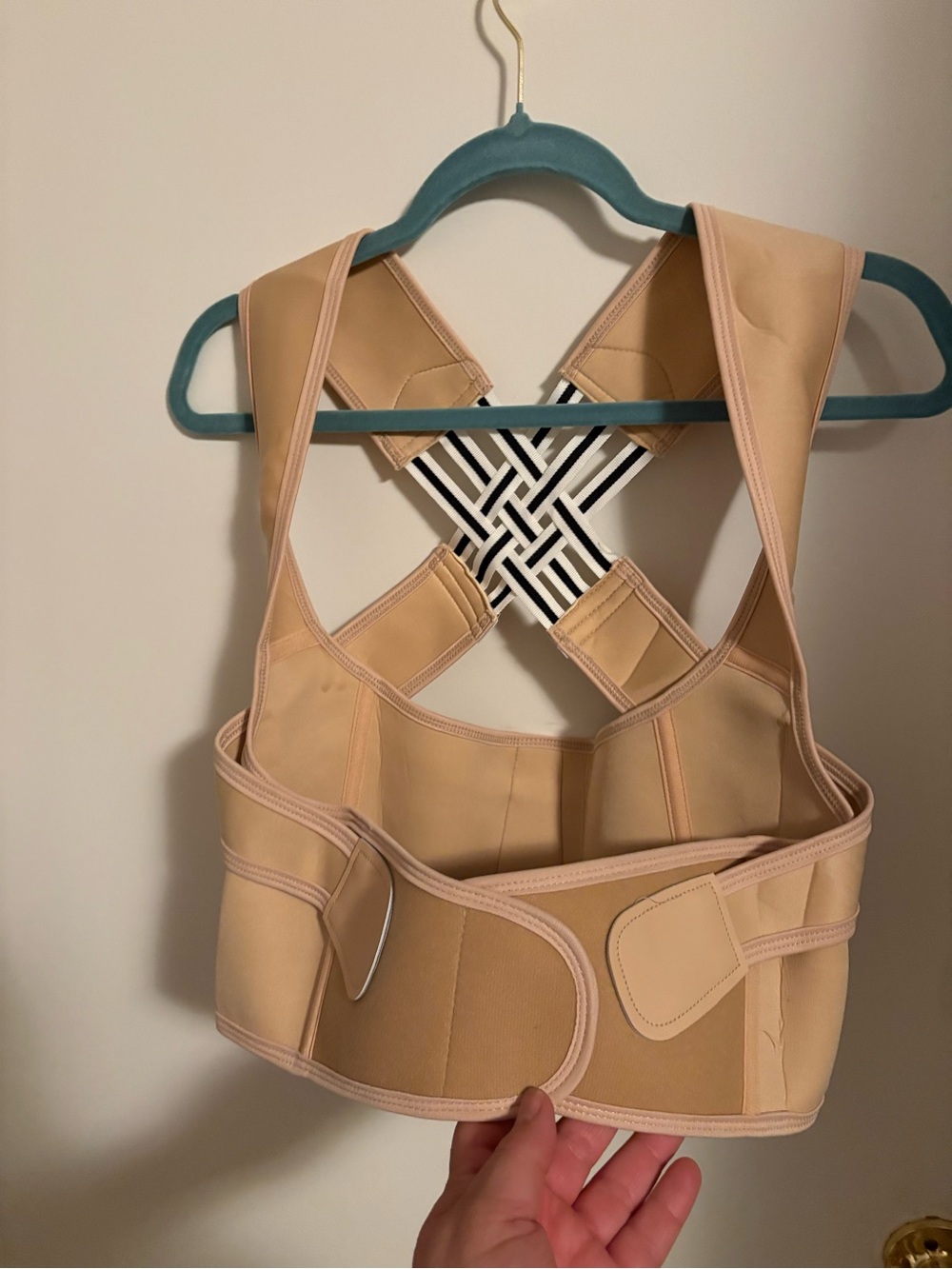 Posture Corrector Brace Unisex Beige with Black & White Straps Size Small - Picture 7 of 7